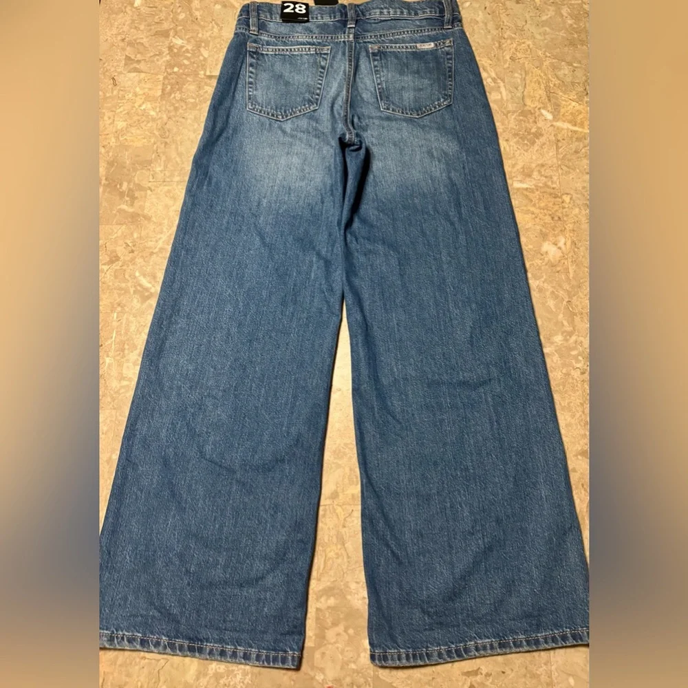 Joe's Jeans Women’s Blue Low Rise Flare & Wide Leg Denim
Sz 28. NWT - Picture 5 of 15